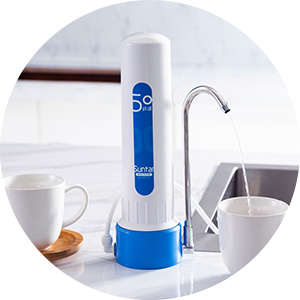 净水机，有的净水机使用的是黑金膜（石墨烯膜），有的是陶瓷膜供用户选择。